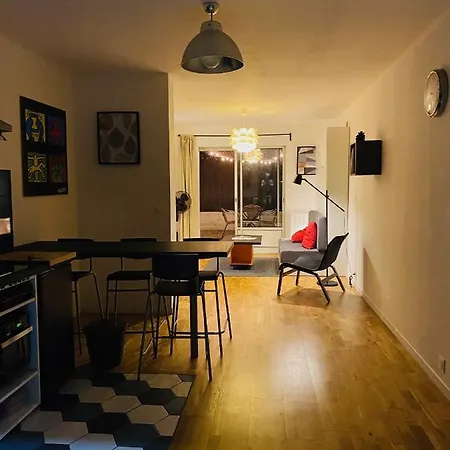 Apartment Grand Studio De 38m2 Et Cour Independante De 25m2 Dont Wifi Et Netflix *