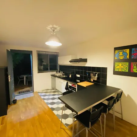 Apartment Grand Studio De 38m2 Et Cour Independante De 25m2 Dont Wifi Et Netflix