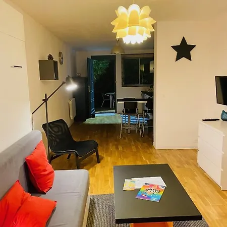 Apartment Grand Studio De 38m2 Et Cour Independante De 25m2 Dont Wifi Et Netflix *