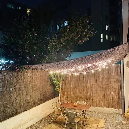 Apartment Grand Studio De 38m2 Et Cour Independante De 25m2 Dont Wifi Et Netflix *